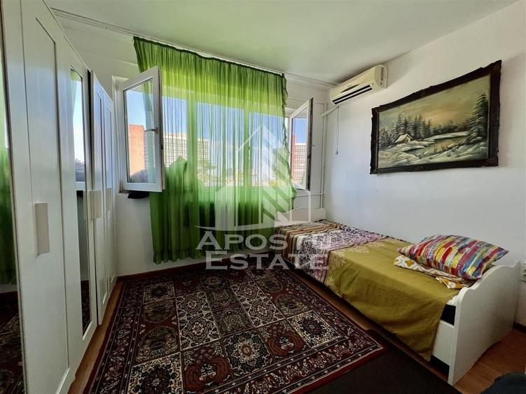 Garsoniera mobilata si utilata zona UMT - 2