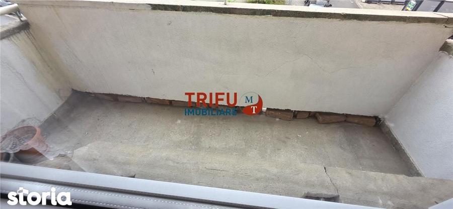 Apartament de vanzare 3 camere etaj 1 - 6