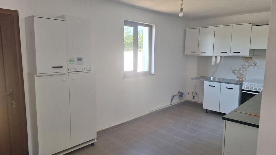 Inchiriez sau vand casa Targu Jiu - 3