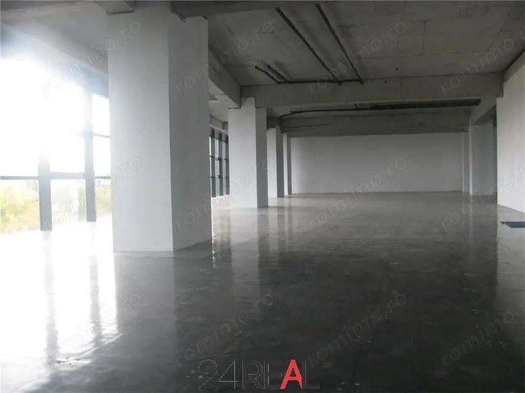 Cladire de birouri de vanzare - 5