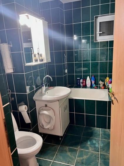Proprietar vand apartament cu 4 camere - 15