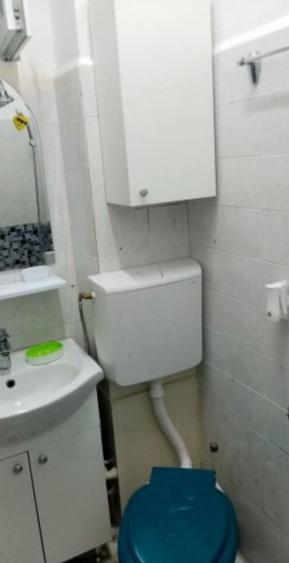 garsonieră zona Far mobilată utilată 24 mp - 2