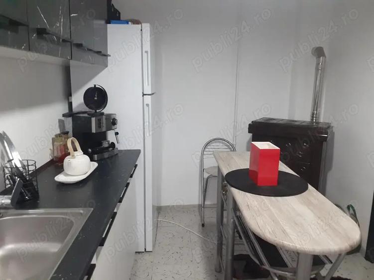 Vanzare Casa caramida, suprafata este de 200.mp., mobilata si utilata str. Grivitei - Pictor T Aman - 17