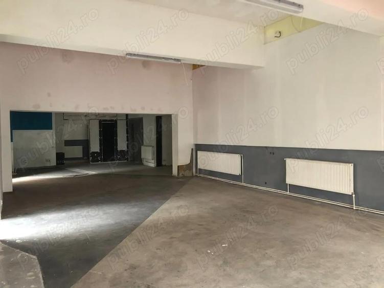 Inchiriez spatiu comercial birouri 180 mp central Campulung Moldovenesc - 9