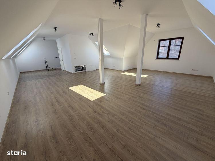 Casa de inchiriat ideal pentru birou/ sediu firma dar si locuit. - 1