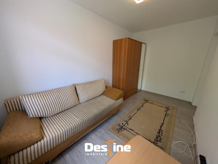 Centru apartament decomandat 2 camere etaj 2 renovat baie cu geam Str. Arcu - 7