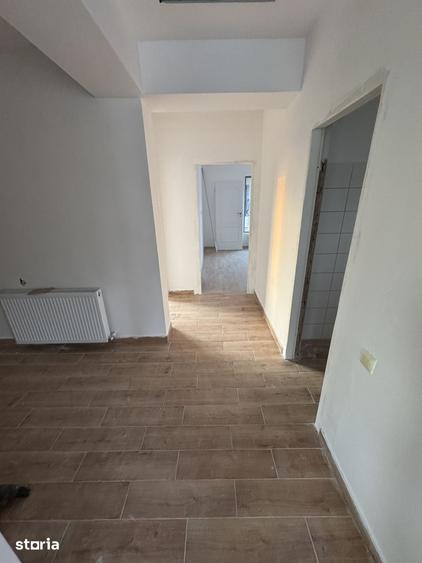 Casă cu 3 camere cu Teren 285 Mp în Clinceni