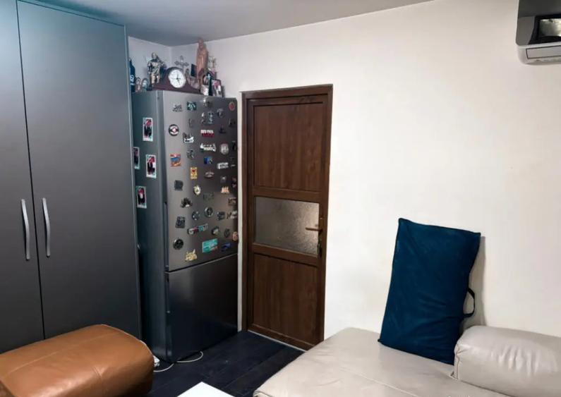 Apartament 2 camere, 26.83 mp, zona Pia?a Valea Ro?ie - 1