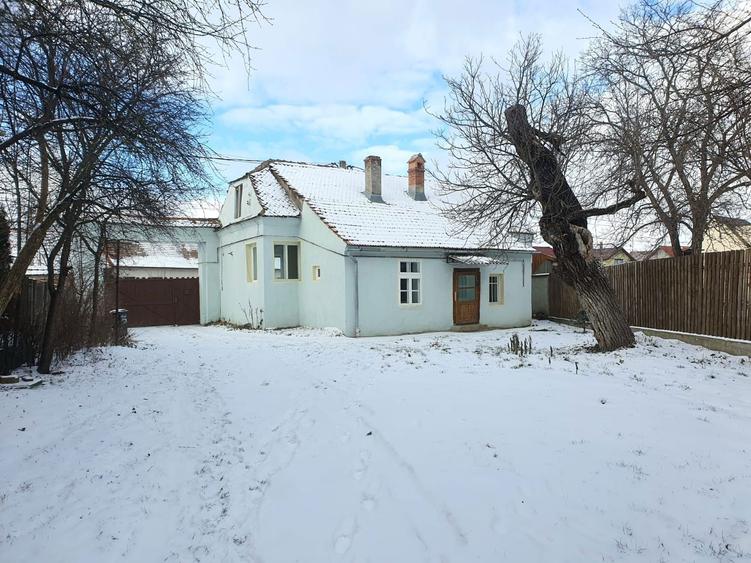 Inchiriez casa + curte in Ghimbav/ Brasov, casa de inchiriat central - 7