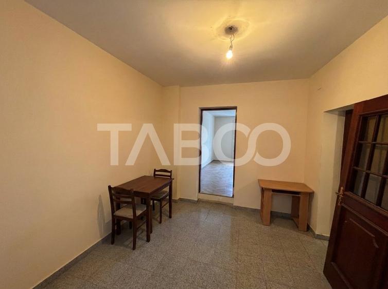 Apartament cu 4 camere de vanzare  110 mp  zona Orasul de Jos - 12