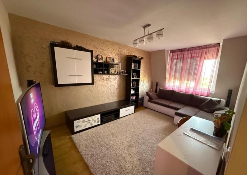 Apartament 4 camere decomandat cu scara interioara, Zona Sar - 10