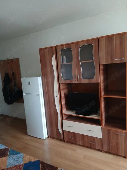 Inchiriez garsoniera - 10