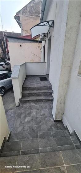 Spatiu comercial 147mp, F.S.12ml, zona Teatru, renovat - 9