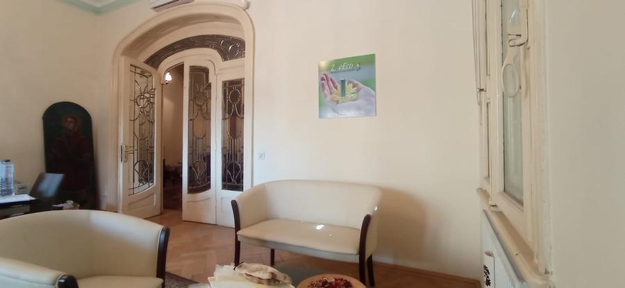 Corp casa deosebit, Serban Voda - Unirii- Biserica Sf Spiridon - 13