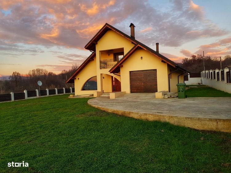 Casa moderna zona Horezu/Poplovragi | Privelisti spre Cheile Oltetului - 1