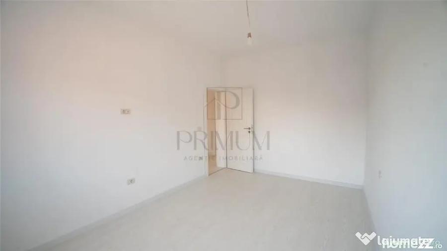 Casă cu 4 camere cu Teren 330 Mp în Central