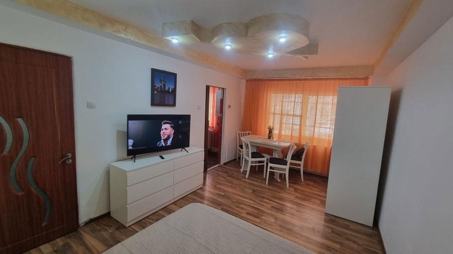 Inchiriez garsoniera - 4