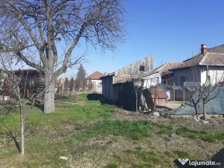 Teren cu suprafata de 1487 mp in Ronat! Negociabil. - 1