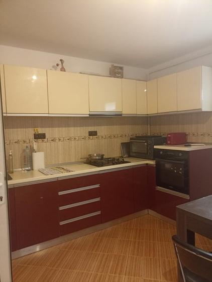 Casa mobilata si utilata pe strada linistita cu acces usor - 16