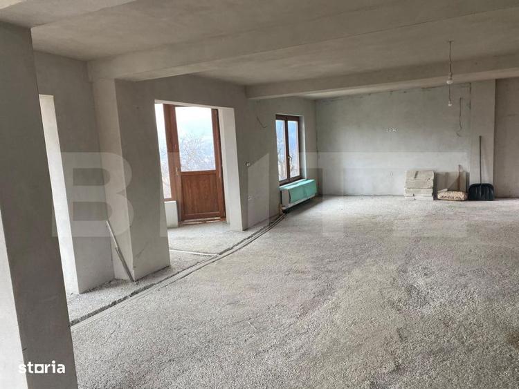 Casa P+E la rosu, teren de 71 ari, Salva - 12