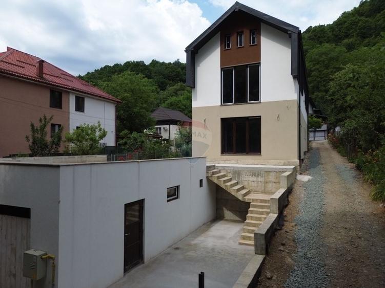 Casa noua de vanzare in zona Parcul Mare (Regina Maria)-semifinisata - 34