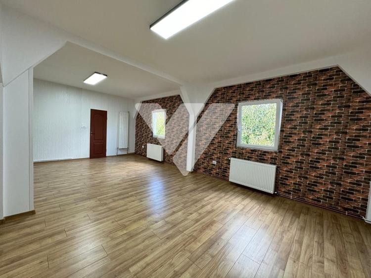 Spatiu comercial 63 mp 2 camere +baie terasa si parcare Selimbar Sibiu - 2