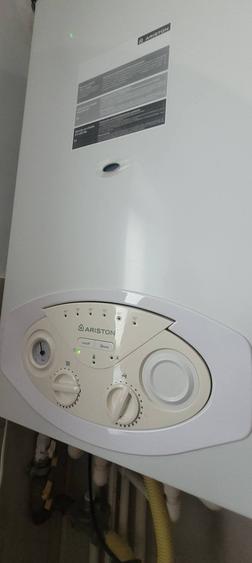 Apartament 2 camere Onesti, zona centrala, parter. - 5