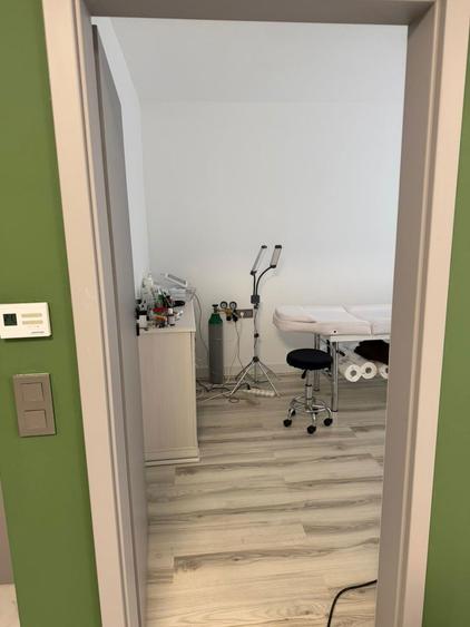 Inchiriez Camera salon - 4