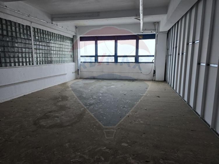 INCHIRIERE Spațiu Comercial de 2,428mp în zona Nord-Est - 4