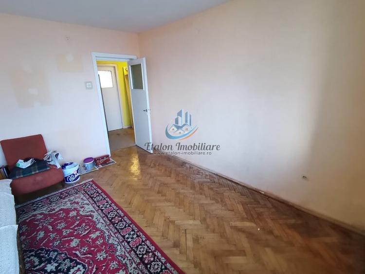 Apartament 3 camere, decomandat, etaj 1, zona centrala - 5