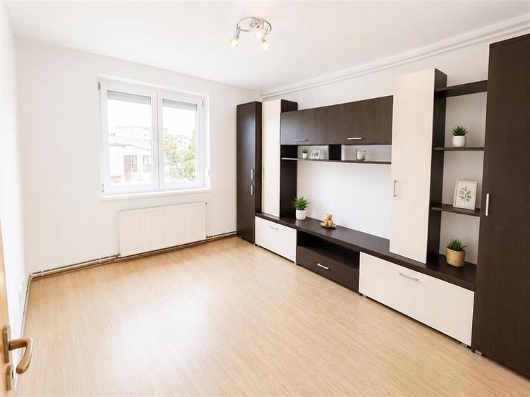 Apartament 2 camere zona Grivitei - 1