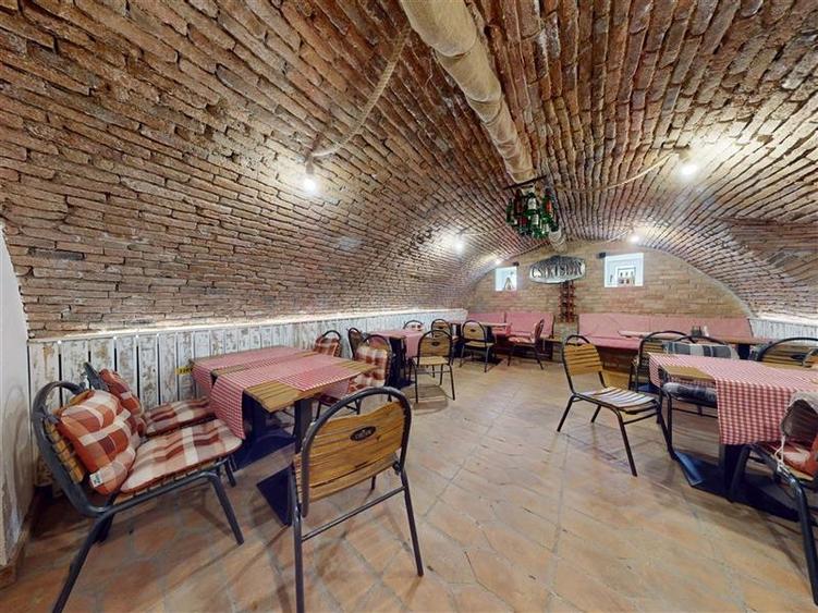 LIVE! Restaurant+terasa, Centrul Istoric - Piata Unirii, Brasov - 12