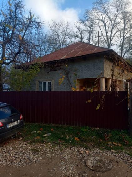 Vând casă cu teren 678mp sat Bărăști, jud Buzău - 2