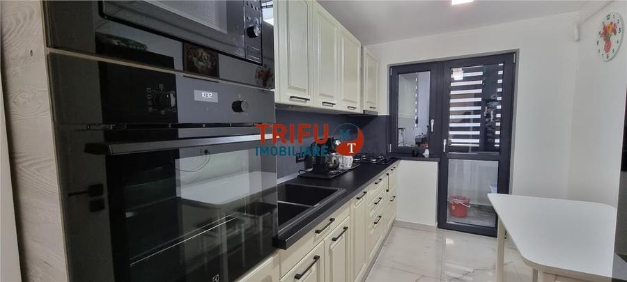 Apartament ultramodern  4 camere de vanzare Cetate  etaj 1 - 5