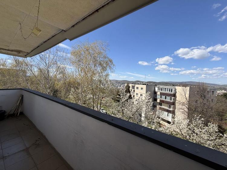 Vand Apartament 2 camere Zorilor GH. Dima - 8