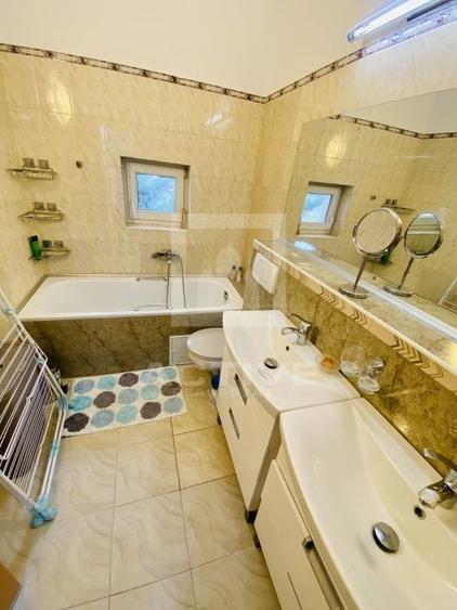 Vila Cu curte proprie || strada privata - 10