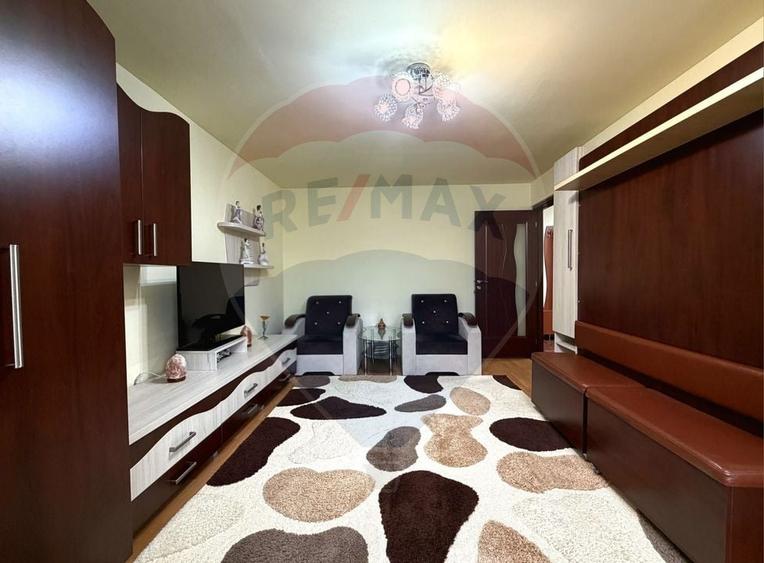 Apartament cu 2 camere de vânzare în zona Lipovei - 2