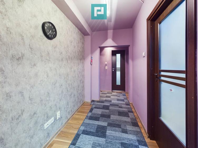 Apartament cu 2 camere decomandat în Intim