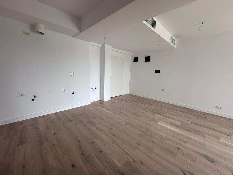 Apartament cu 2 camere în P-ta Presei Libere