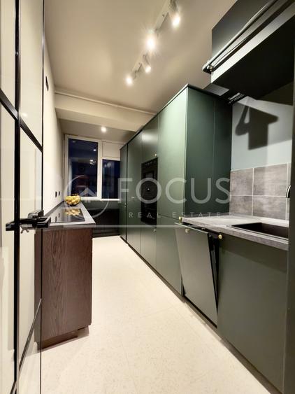 Apartament cu 3 camere semidecomandat, mobilat în Calea Victoriei