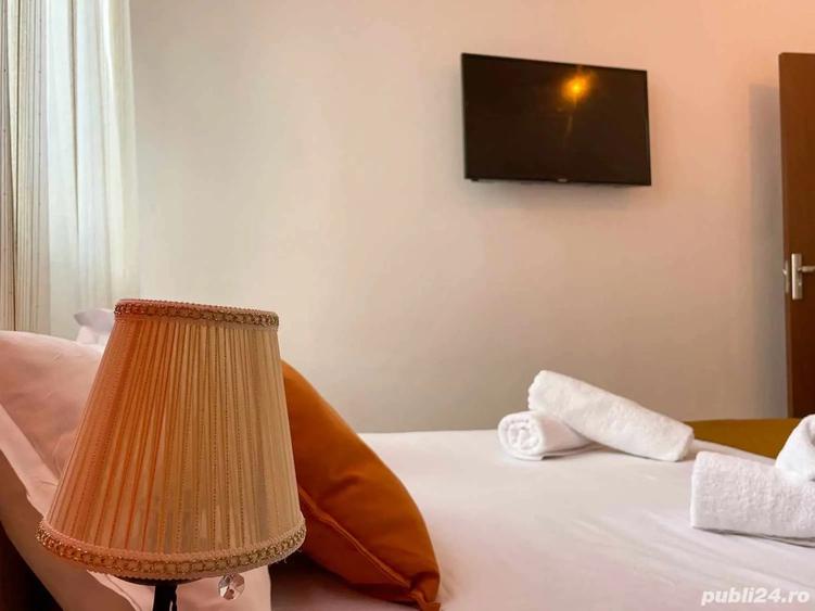 Vand si sau inchiriez 3 camere Mamaia Nord - 1