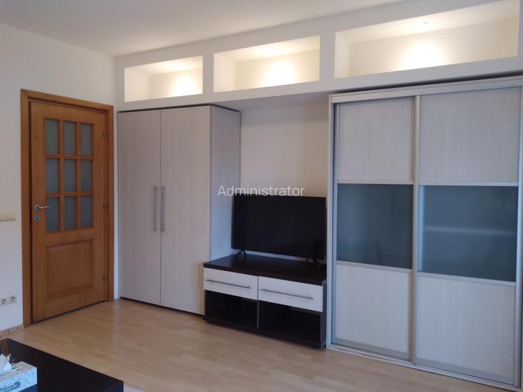 Calea Calarasilor, 6 min metrou Muncii, bloc mixt