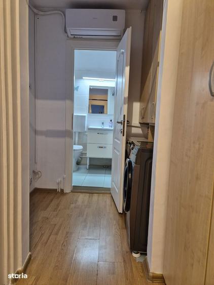 Apartament decomandat cu 4 camere, balcon, centrala, 2 locuri parcare - 16