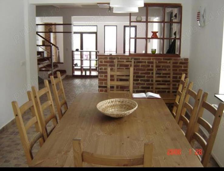 Pensiune 12 camere D+P+E+M+Pod situata in sat Moeciu de Jos, Brasov - 4