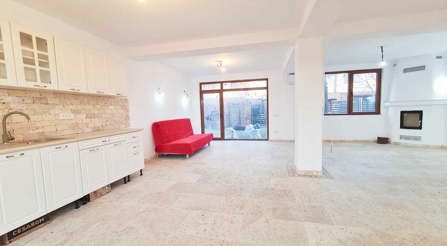 Casa noua, moderna, semineu, pompa de caldura, langa Bucuresti - 1