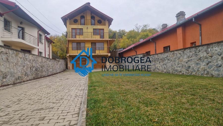 VILA D+P+E+M   -   TEREN 1000 MP, SUPRAFATA CONSTRUITA 265 MP - 1