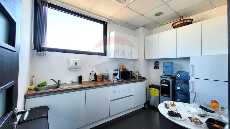 Spatiu birouri de inchiriat 205 - 240 mp Central Comision 0% - 8