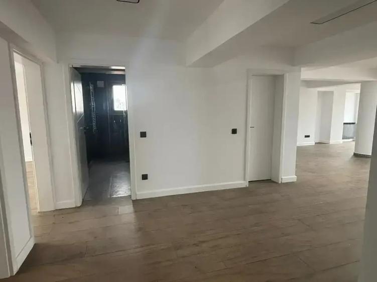 Inchiriere Birouri | Cladire Recent Renovata | 500 m Metrou 1 mai - 5