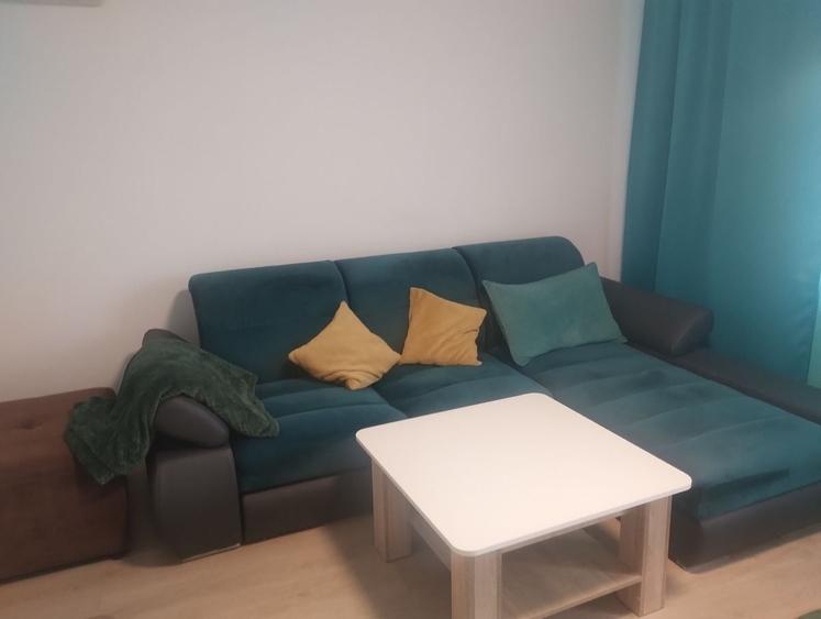Apartament cu 2 camere decomandat în Rahova