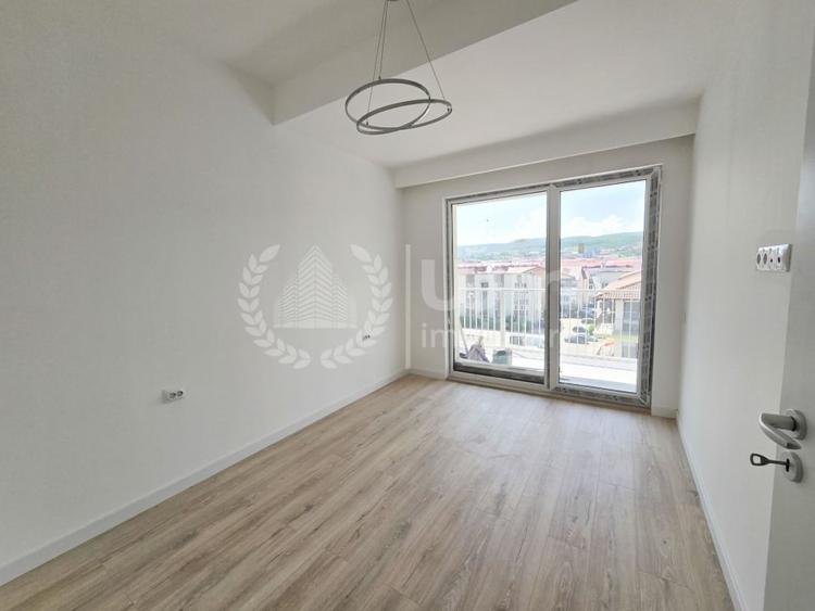 Apartament cu 2 camere semidecomandat în Florești